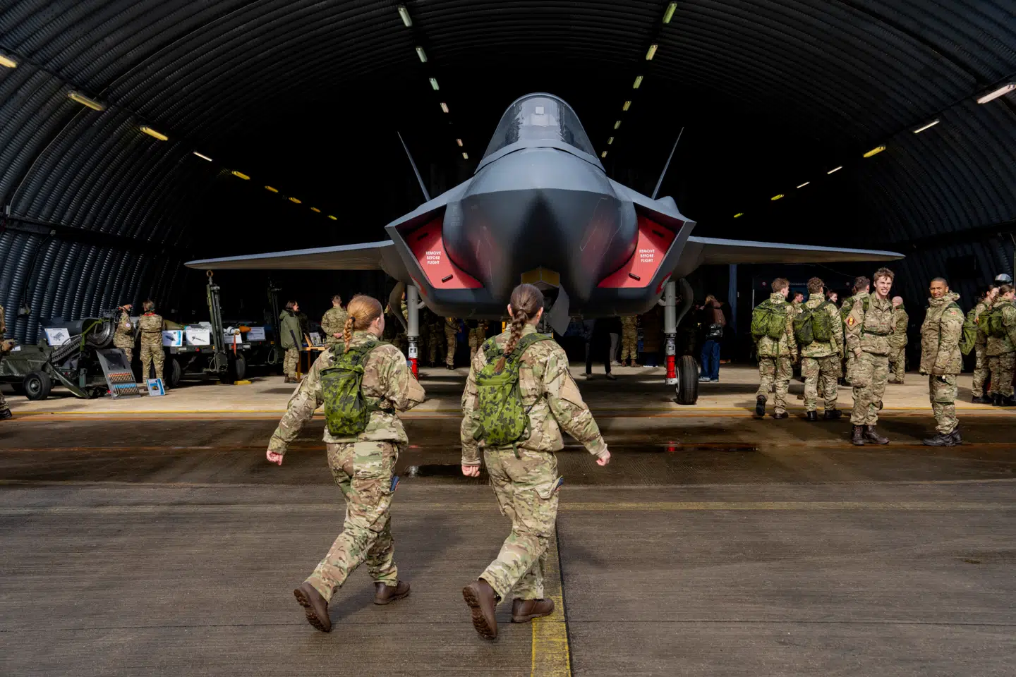 Dronernes overflyvning af Flyvestation Skrydstrup er særligt opsigtsvækkende, mener Berlingskes forsvarsjournalist. Her bor Danmarks F-35-fly.