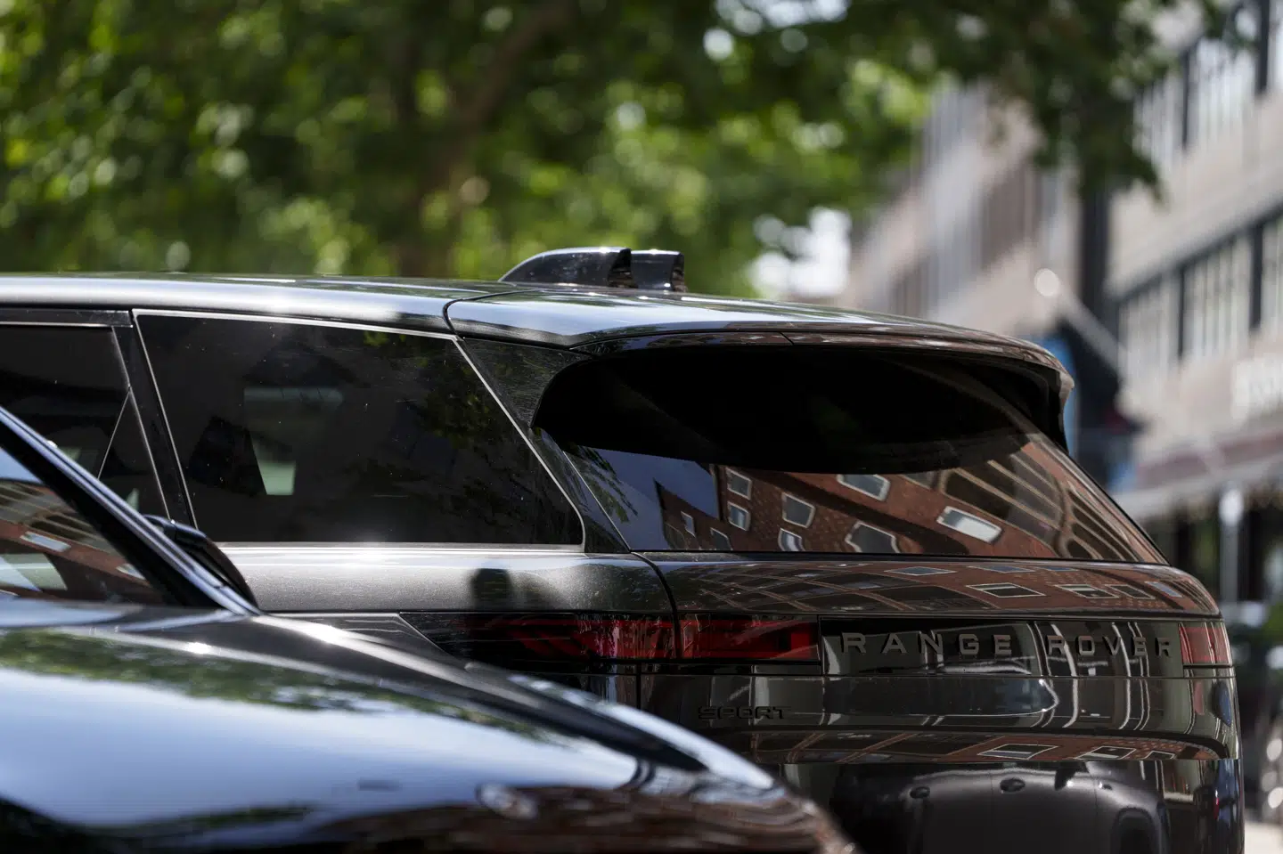 Fra 1. oktober skal elbilejere betale for parkering i Aarhus Kommune. Det har ellers været gratis siden 2021 - i hvert fald i de første fire timers parkering. (Arkivfoto).