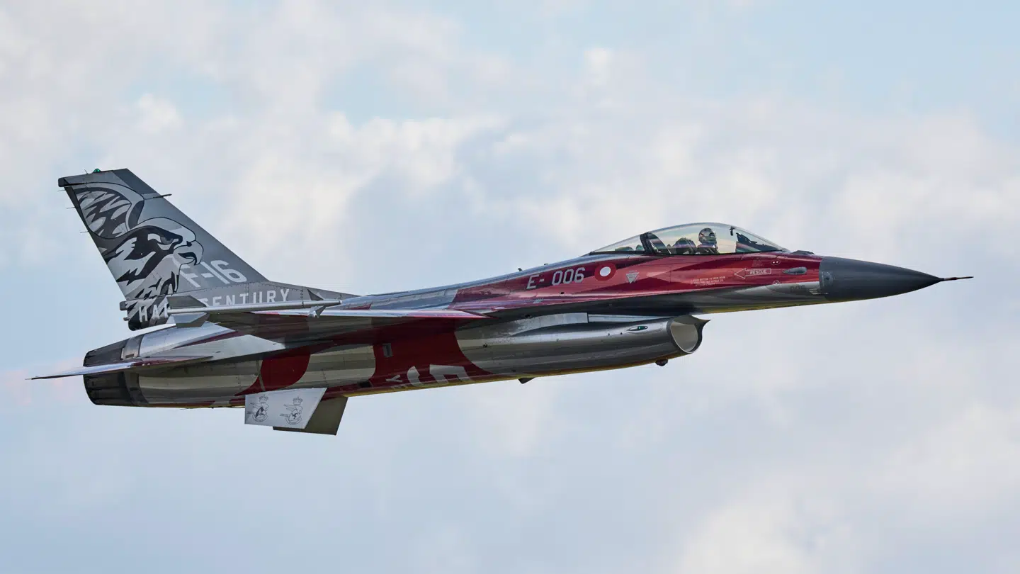 (Arkiv) Det Danske Flyvevåbens F-16-fly.