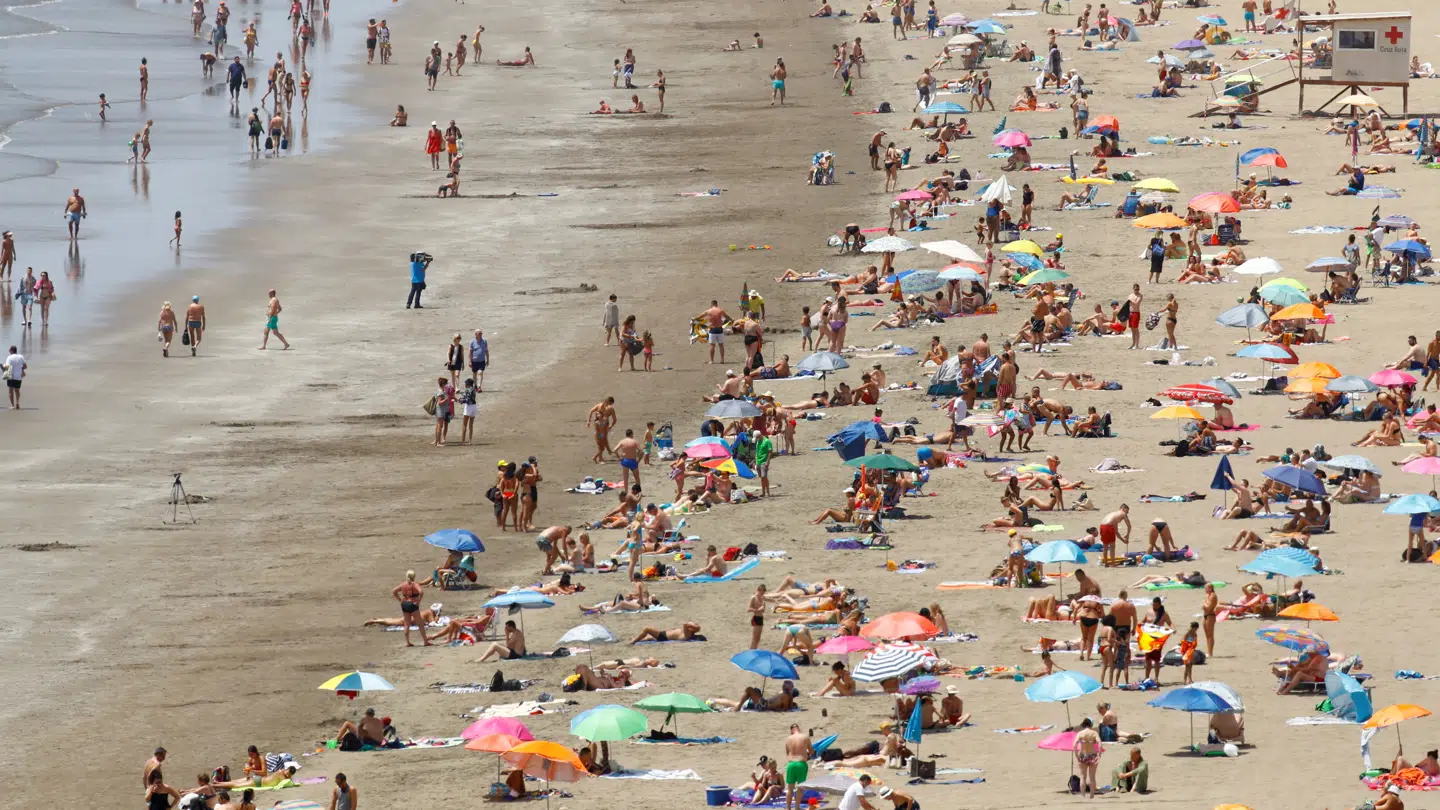 Turist-magneten Playa del Inglés bliver ramt af prisstigninger.