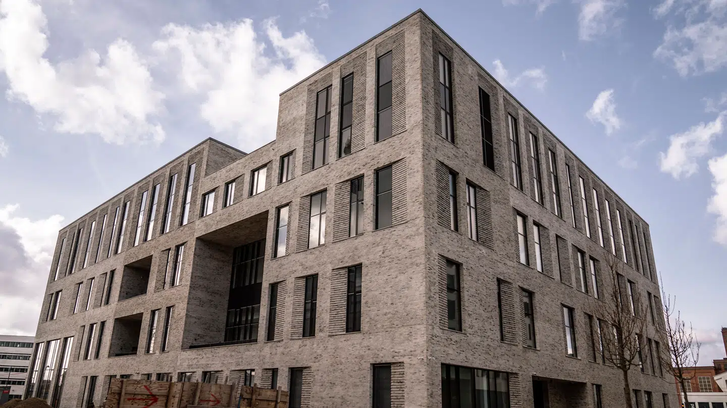 I landsretten forklarede den tiltalte mor blandt andet, at hun kædede sønnens anklager mod hende sammen med, at han var begyndt at se porno, da han i sommeren 2021 blev anbragt på en døgninstitution.