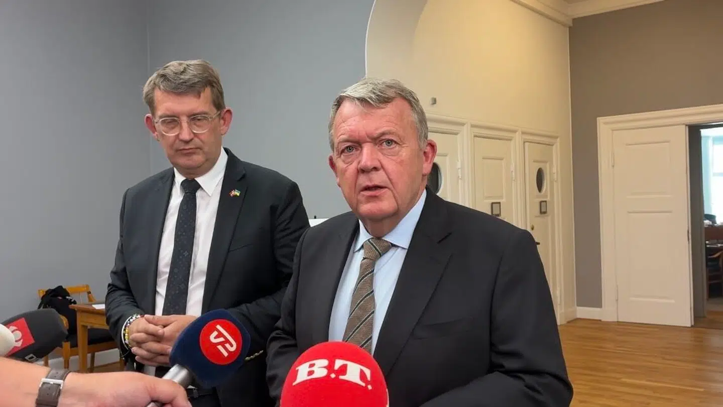 Lars Løkke Rasmussen varsler risiko for strømafbrydelser i Danmark.