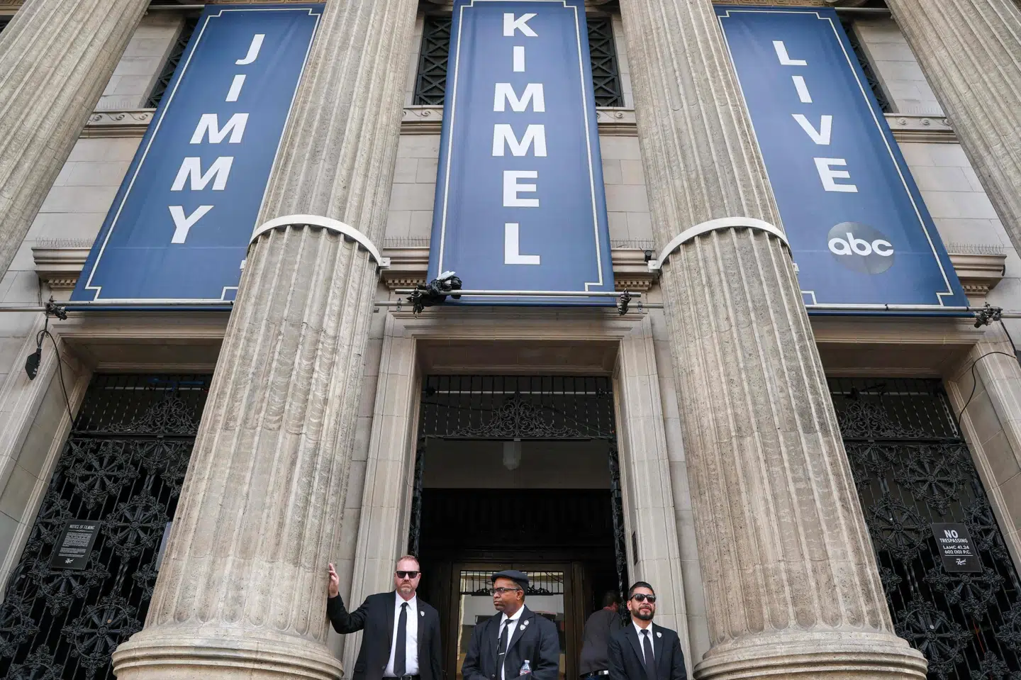 "Jimmy Kimmel Live" blev onsdag i sidste uge taget af skærmen i USA efter vært Jimmy Kimmels udtalelser om drabet på Charlie Kirk. Nu er talkshowet tilbage i hele USA. (Arkivfoto).