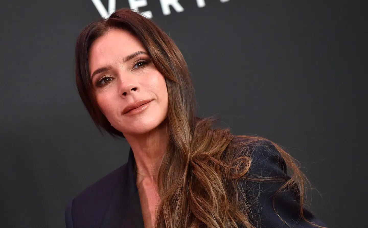 Victoria Beckham var tidligere en del af popgruppen Spice Girls, hvor hun var kendt som 'Posh Spice'.