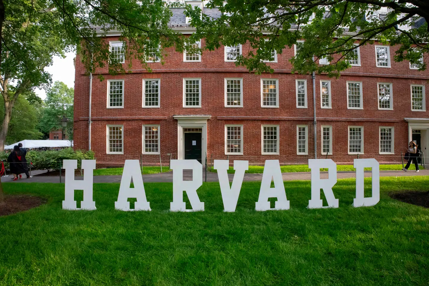 Ikke mindst Harvard University har kæmpet med Donald Trump og er blevet straffet med nedskæringer i støtten.
