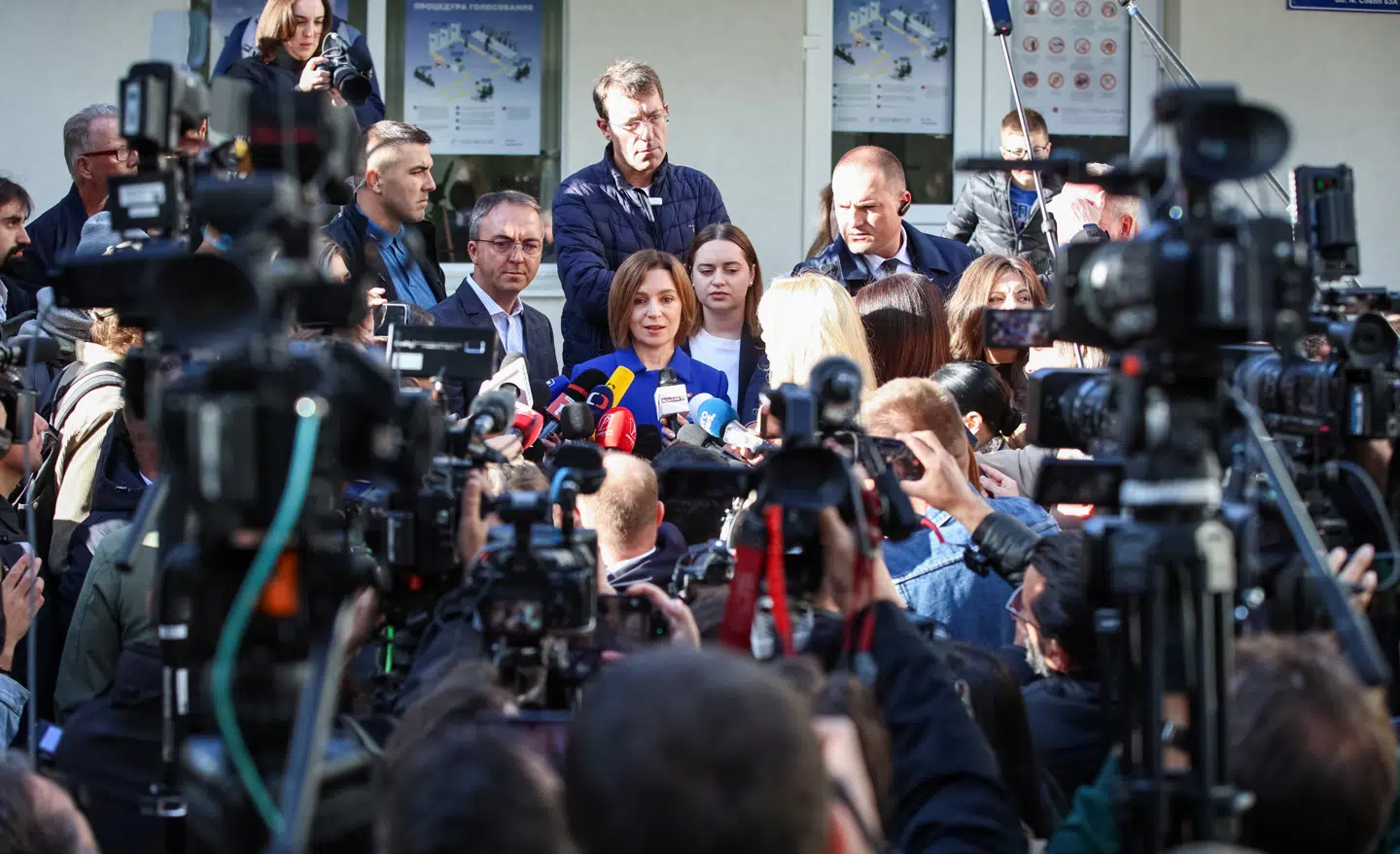 Maia Sandu er præsident for Europas fattigste land. Men nu har hun to gange sejret over russiske påvirkningsoperationer – med lidt hjælp fra sine venner.