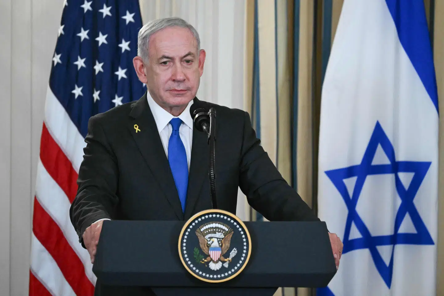 Netanyahu under pressemøde med Donald Trump.