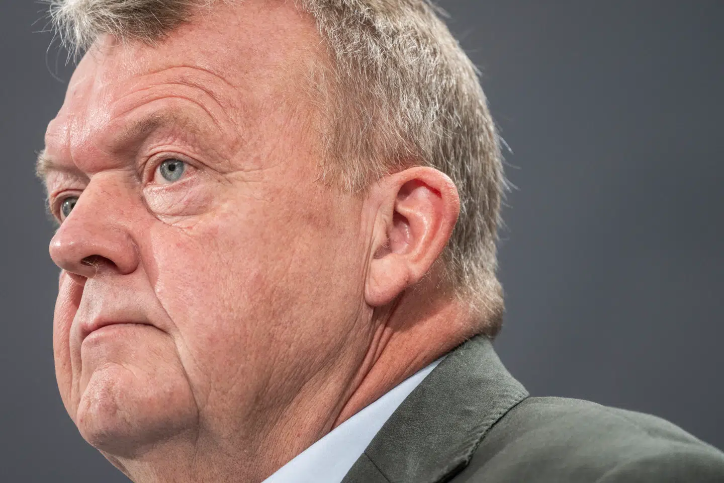 Det var udenrigsminister og formand for Moderaterne Lars Løkke Rasmussen, der hittede på top-topskatten. I 2023 blev den en del af skattepolitikken. I 2026 træder den i kraft.