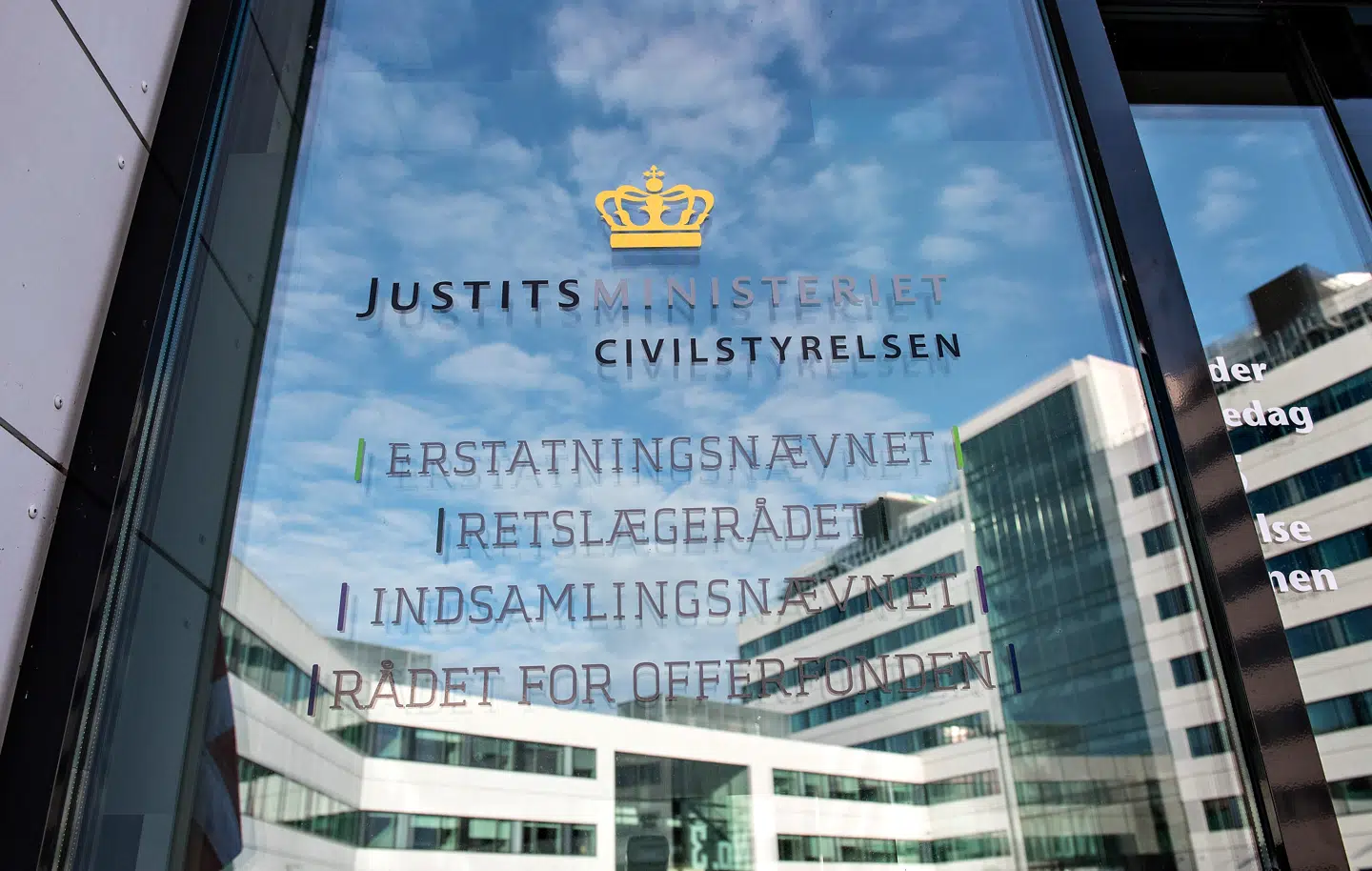 Ifølge Allan Ohms sidder Justitsministeriet på hænderne og svigter den opgave, ministeriet har påtaget sig: at opdatere lov om fremtidsfuldmagter.