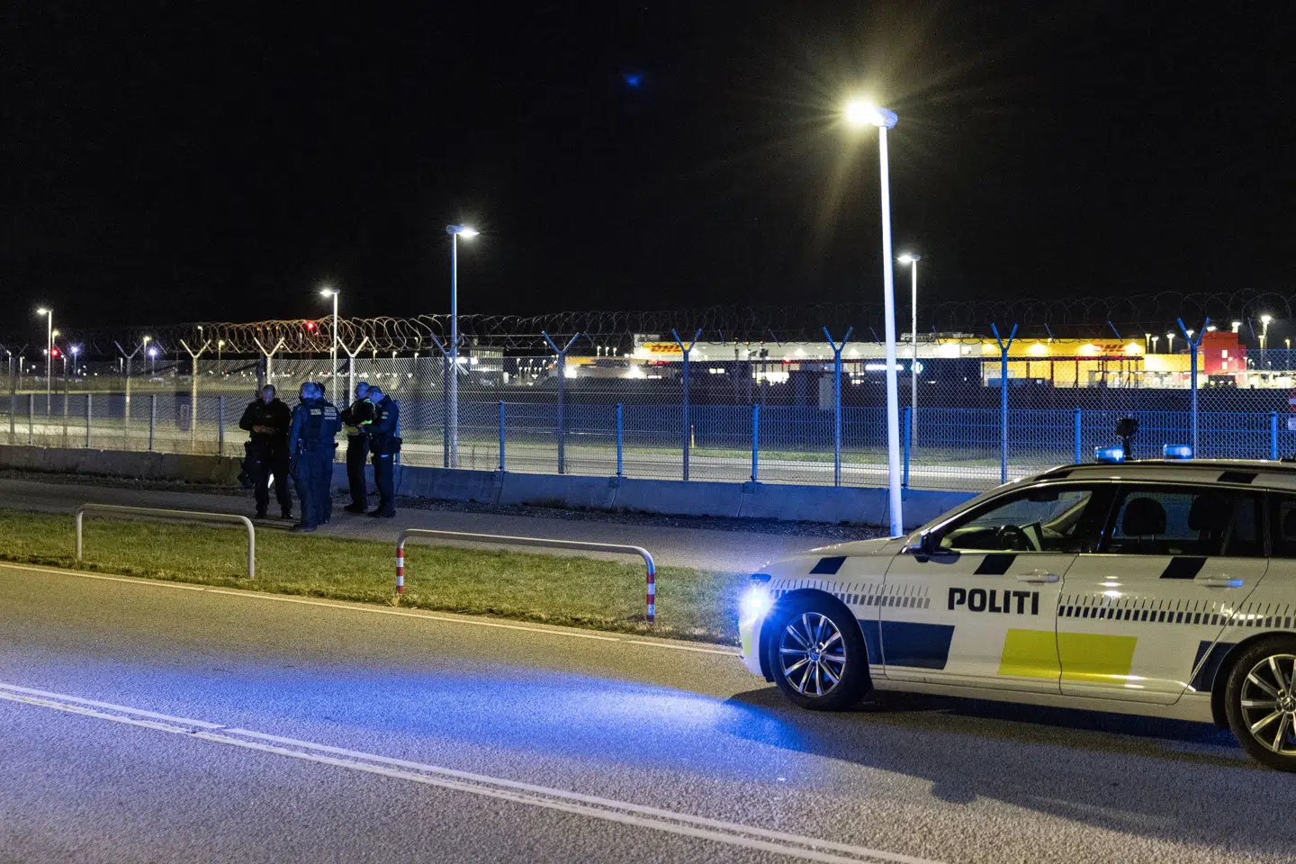 Politiet var talstærkt til stede mandag aften 22. september, hvor der blev observeret droner over luftrummet i Københavns Lufthavn. Luftrummet var lukket for flytrafik i fire timer. (Arkivfoto).