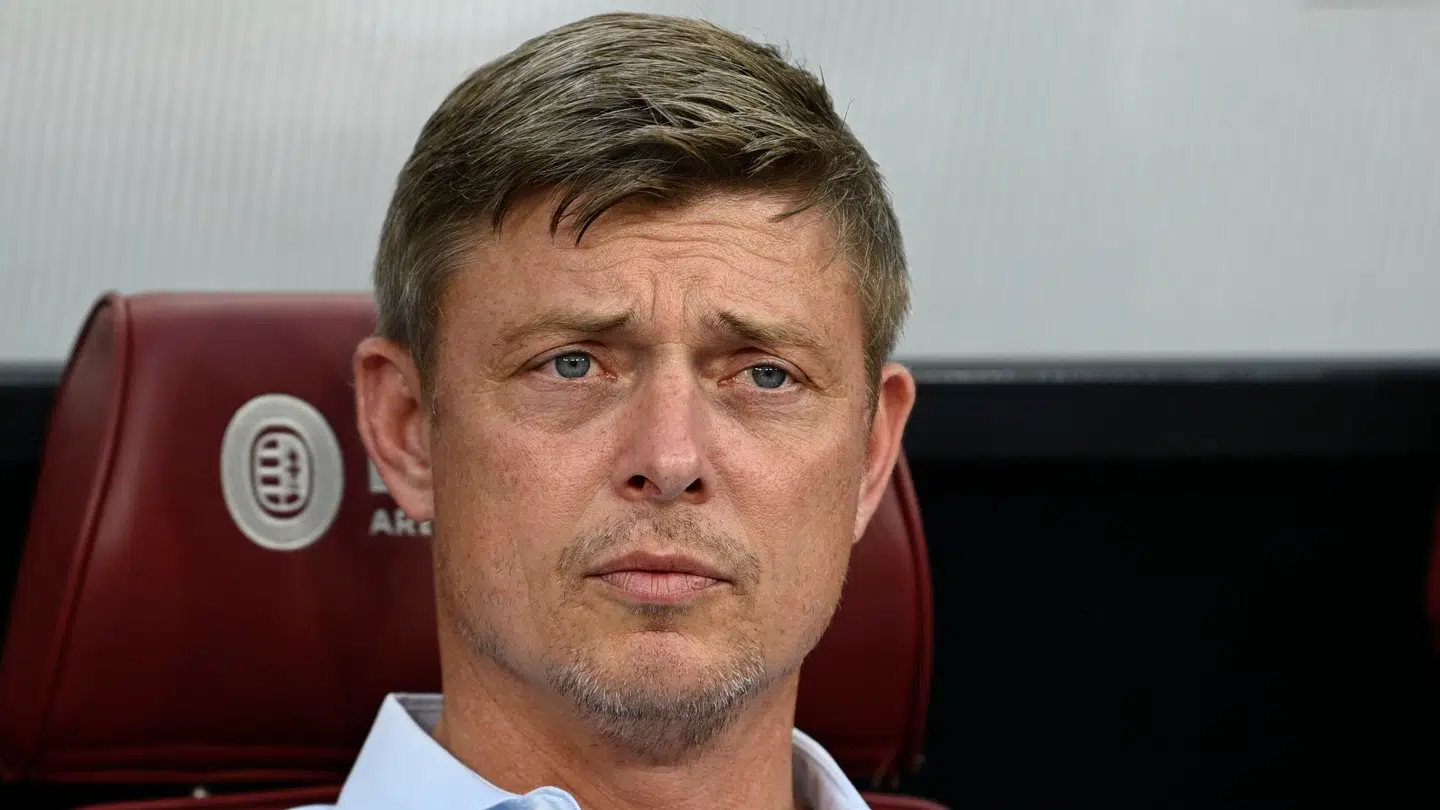 Sandet i timeglasset er ved at løbe ud for Jon Dahl Tomasson, mener Lasse Vøge.