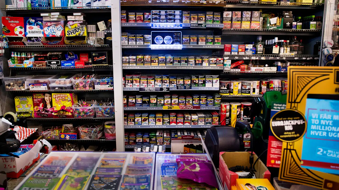 En række myndighedskontroller af kioskmiljøet i 2025 viste, at der i 67 ud af 69 kiosker blev konstateret lovovertrædelser.