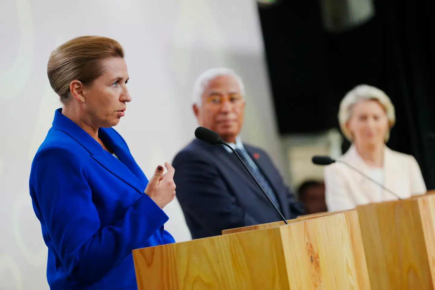 Statsminister Mette Frederiksen, formand for Europa-Kommissionen, Ursula von der Leyen og formand for Det Europæiske Råd, Antonio Costa holder et afsluttende pressemøde på Christiansborg Slot.