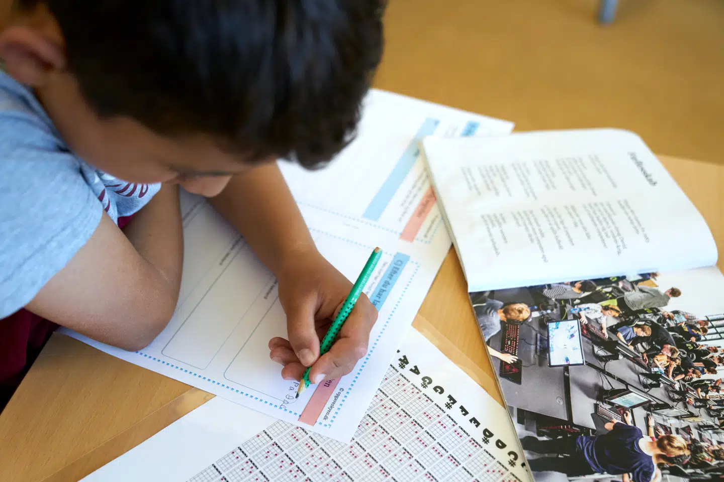 »De penge, der sendes afsted ovenfra, er svære at finde på gulvet. Hvor de blev af, ved ingen præcist,« skriver forskningsprofessor Rasmus Landersø om midler tildelt skoleområdet. Arkivfoto: Signe Goldmann/Ritzau Scanpix