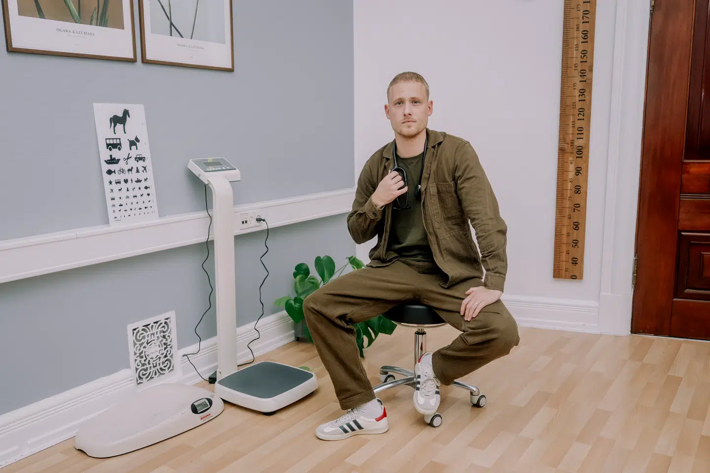 Rasmus Bibow oplever, at mænd ikke opsøger lægen i lige så høj grad, som de burde. Her fortæller han, hvilke typiske sygdomme og symptomer mænd skal holde øje med.