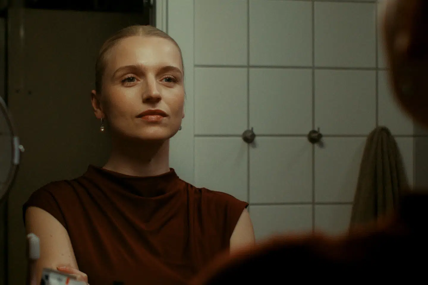 Clara Dessau lever i serien et dobbeltliv som både politiaspirant og juvelér.