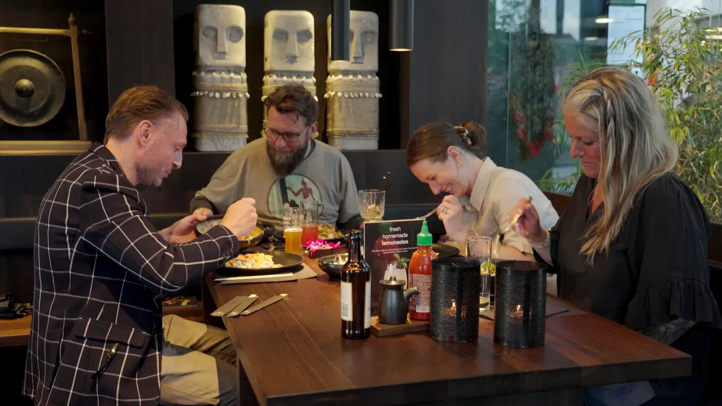 Tine Coster Joost og Jan Helmert forsøgte sig med en dobbeltdate, men intet hjalp på at få sat gang i romantikken, og til sidst bliver de sendt ud af 'Gift ved første blik' i syvende afsnit. Foto: Snowman Productions
