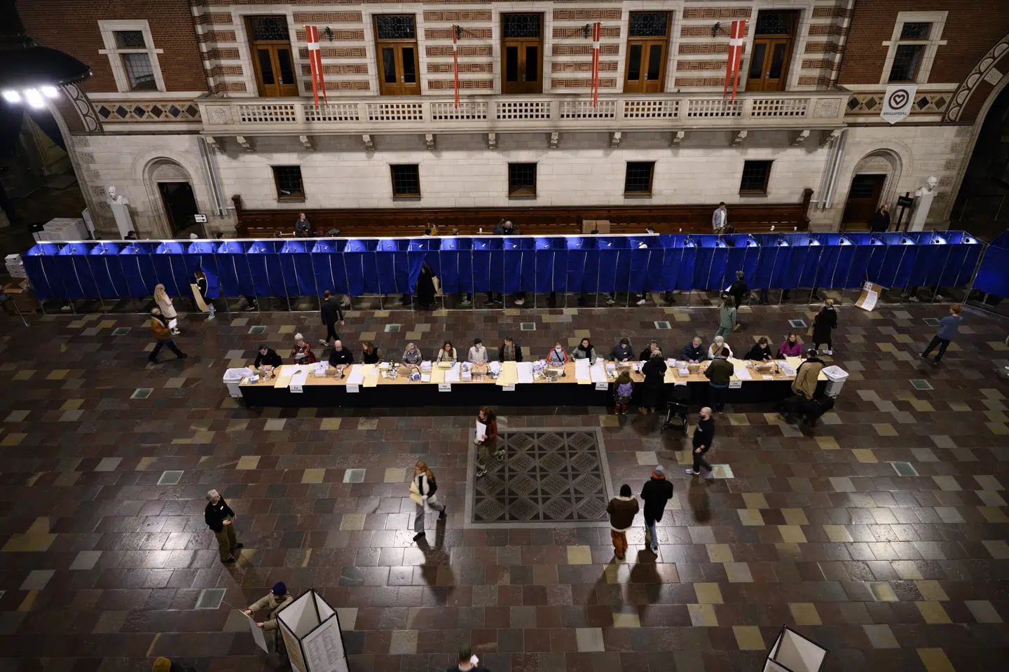 42 procent af de adspurgte svarer i en undersøgelse udført i september, at de ikke ved, hvor krydset til kommunalvalget skal sættes. Omvendt er 34 procent af vælgerne helt afklaret. (Arkivfoto).