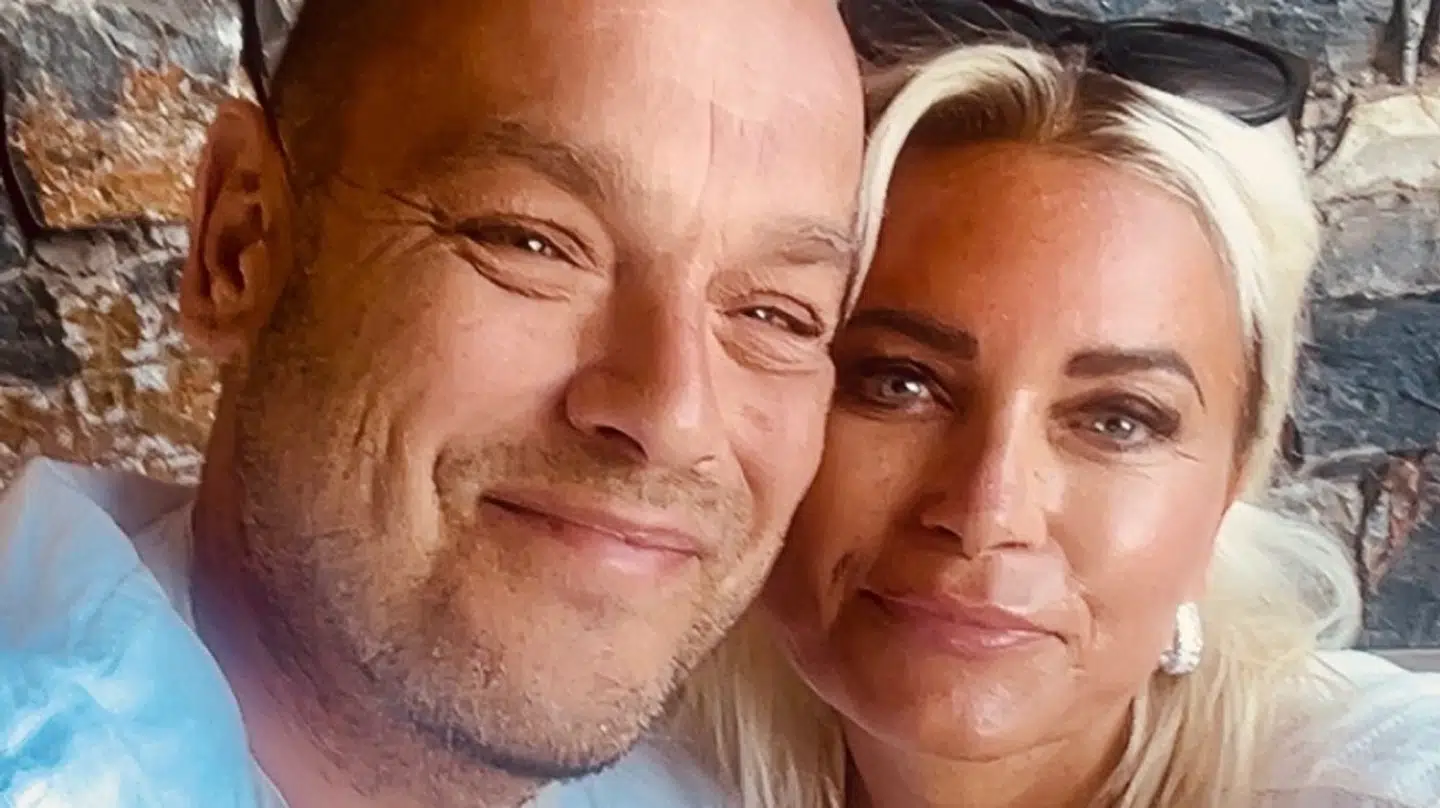 Chief 1 og hans kæreste Karina Friis.