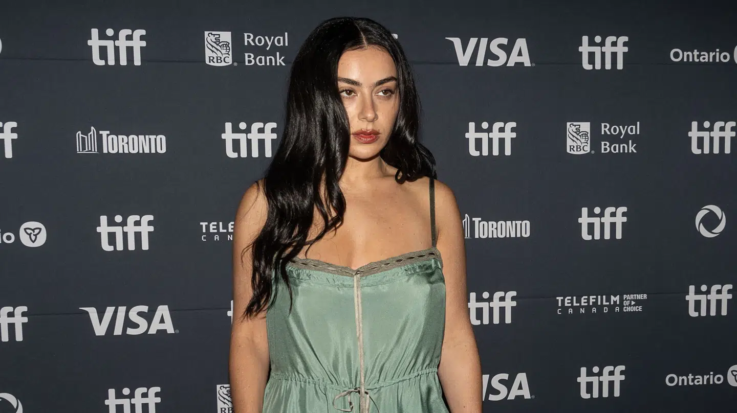 Den britiske sangerinde Charli XCX.