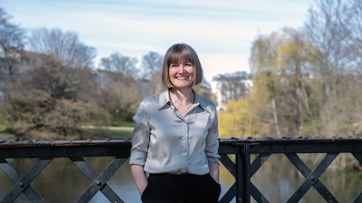 Børne- og ungechef i Danske Bank, Anne Juel Jørgensen, frygter, at vigtig grundkompetence glider i baggrunden midt i investeringshype.