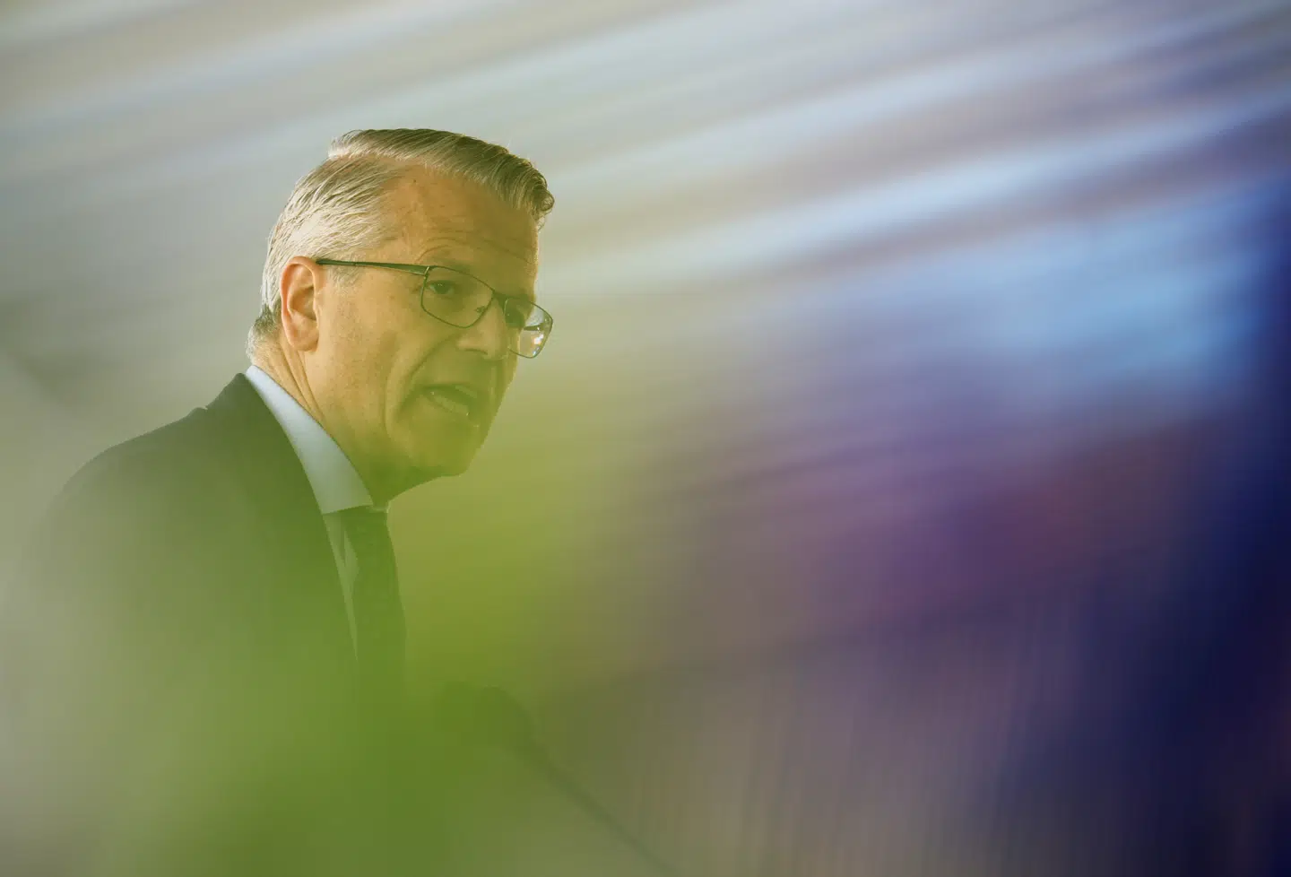 Faldende fragtrater og flere skibe til at fragte containere er med til at presse den danske rederigigant.