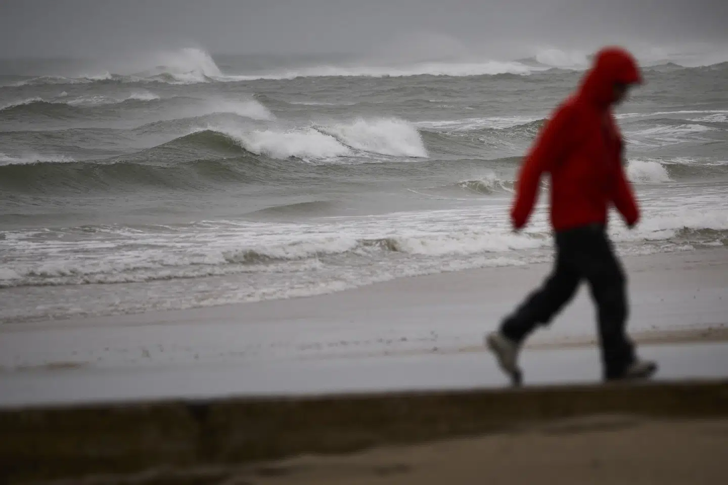 Kraftigt blæsevejr har fredag og lørdag ramt Danmark. Der er registreret vindstød af orkanstyrke i Frederikshavn.