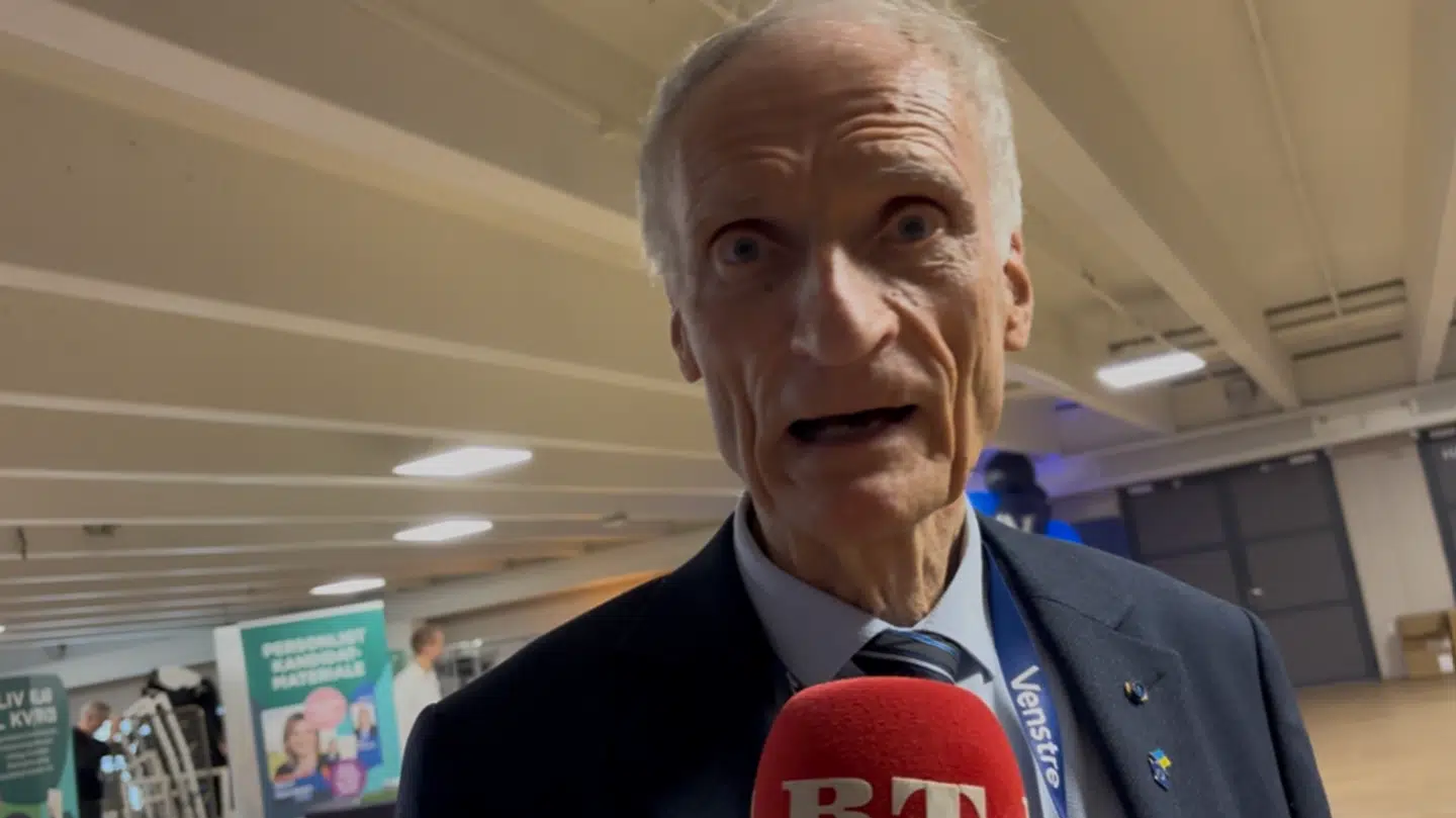 B.T. møder 81-årige Bertel Haarder ved Venstres landsmøde.