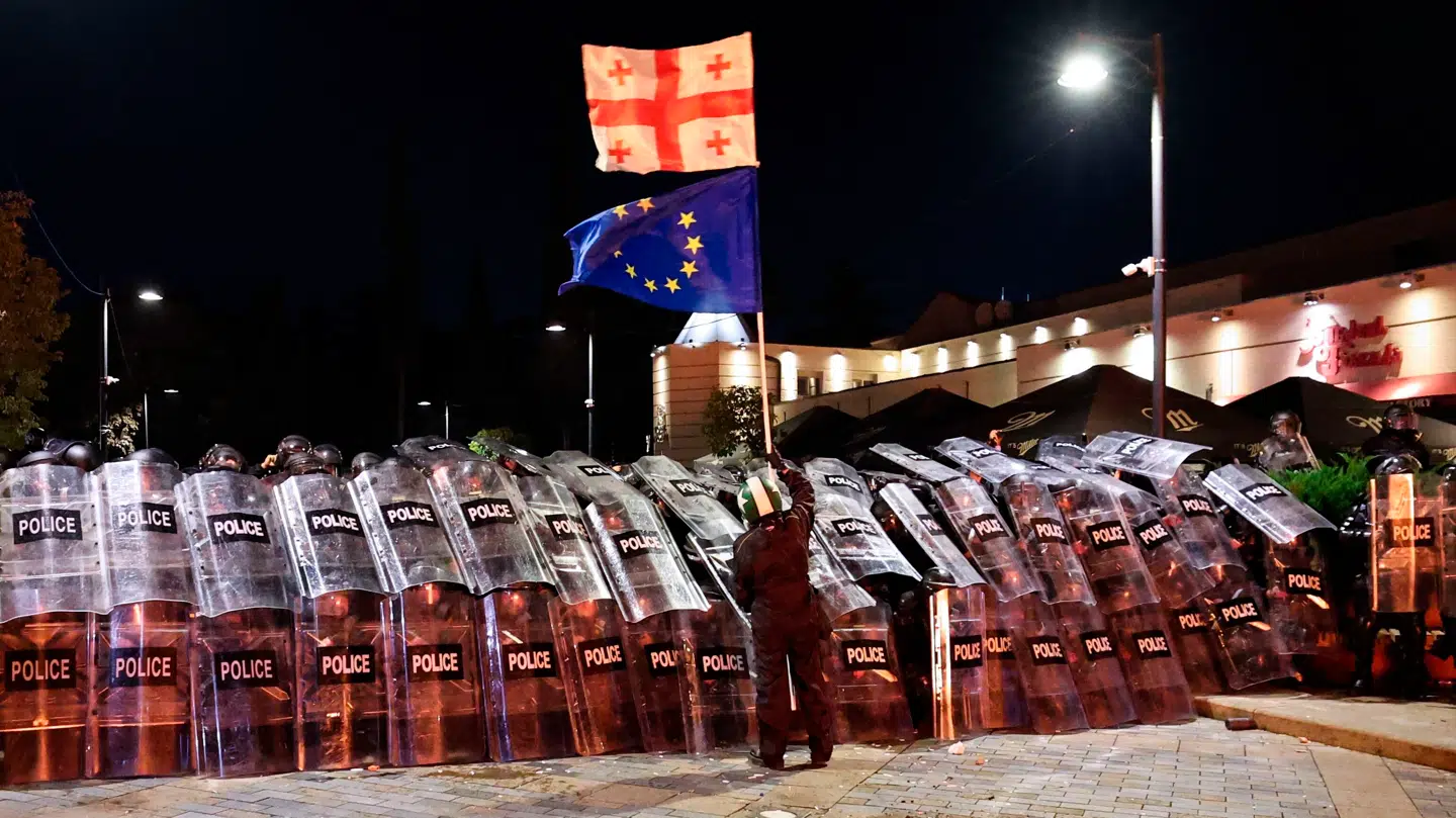 Georgiens Drøm har sat forhandlingerne om et EU-medlemskab på pause.
