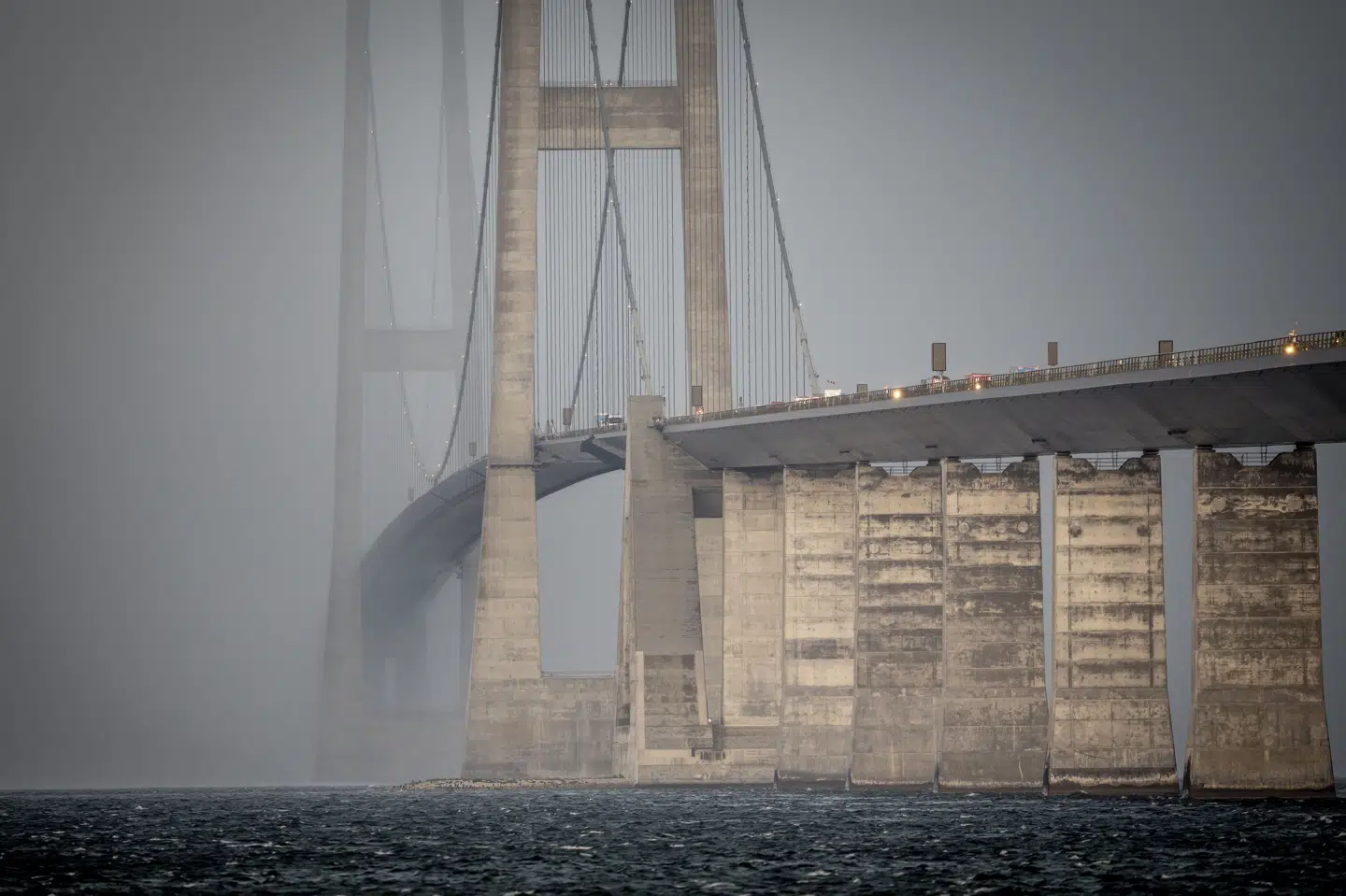 I nattetimerne i den kommende uge skal der udføres vedligeholdelsesarbejde på Storebæltsbroen. (Arkivfoto).