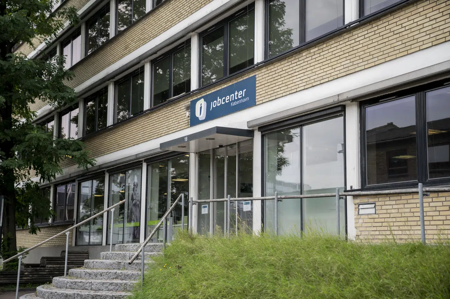 Antallet af tilmeldte på jobdatabasen jobnet.dk er steget en lille smule den kommende måned. Det tyder på en tilsvarende svag stigning i ledighedstallene. (Arkivfoto).