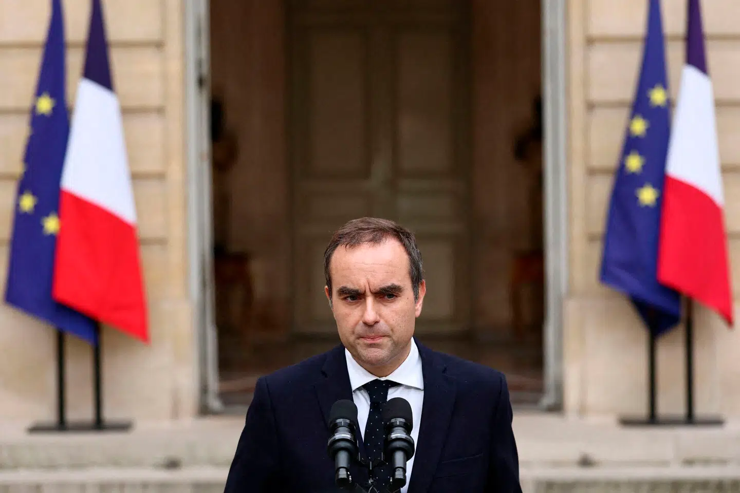 Sébastien Lecornu annoncerede i morges, at han trækker sig som premierminister. Foto: Stephane Mahe, Scanpix