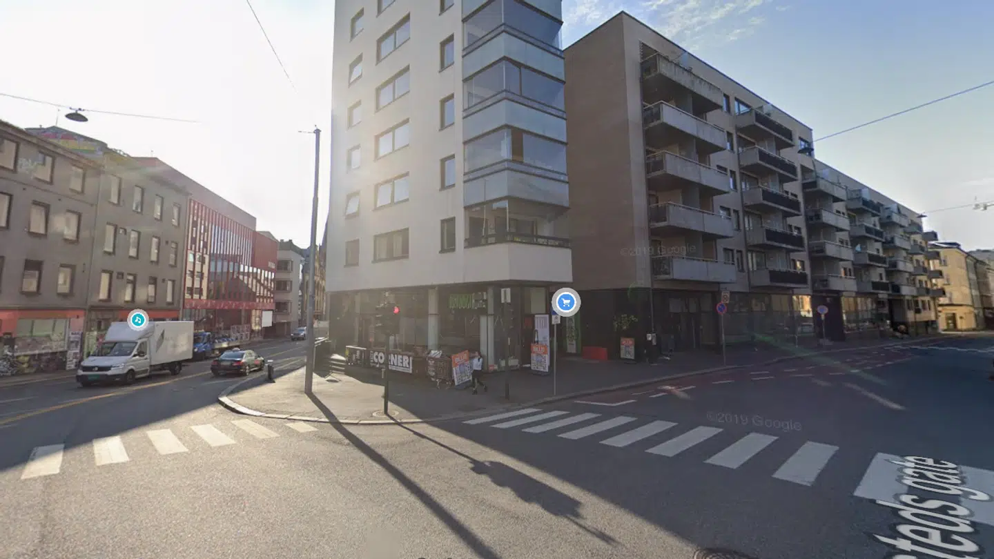 På adressen ligger en Kiwi-butik.