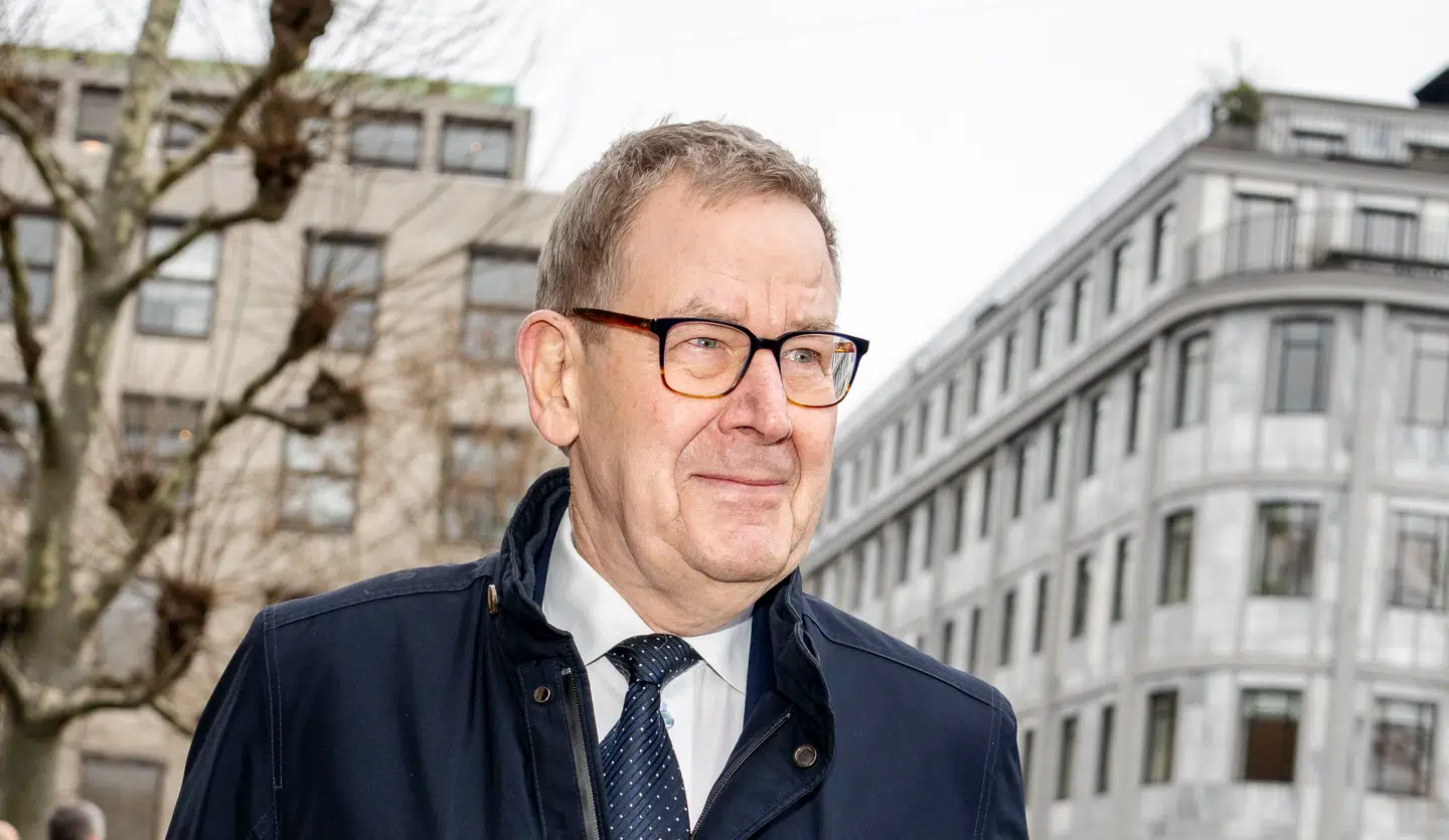 Det var slet ikke planen, at Poul Nyrup Rasmussen skulle fortælle om fundet af sin nye kæreste i DRs podcast 'Peter og profeterne'.