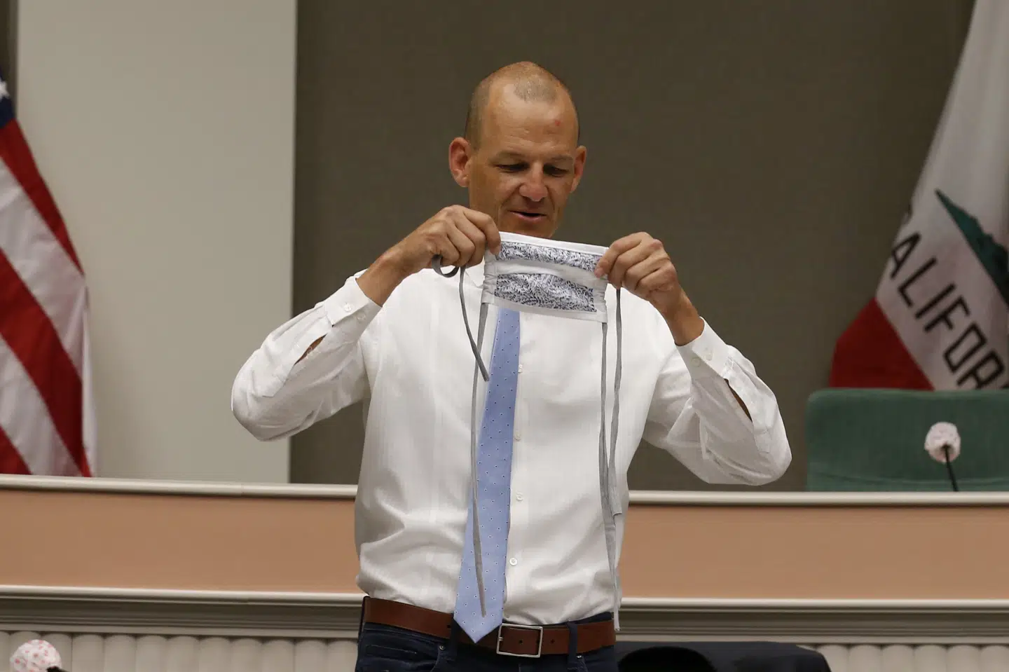 Kevin McCarty, der er borgmester i Sacramento, oplyser på X, at tilskadekomne efter helikopterstyrt på motorvej behandles på lokale hospitaler. (Arkivfoto).