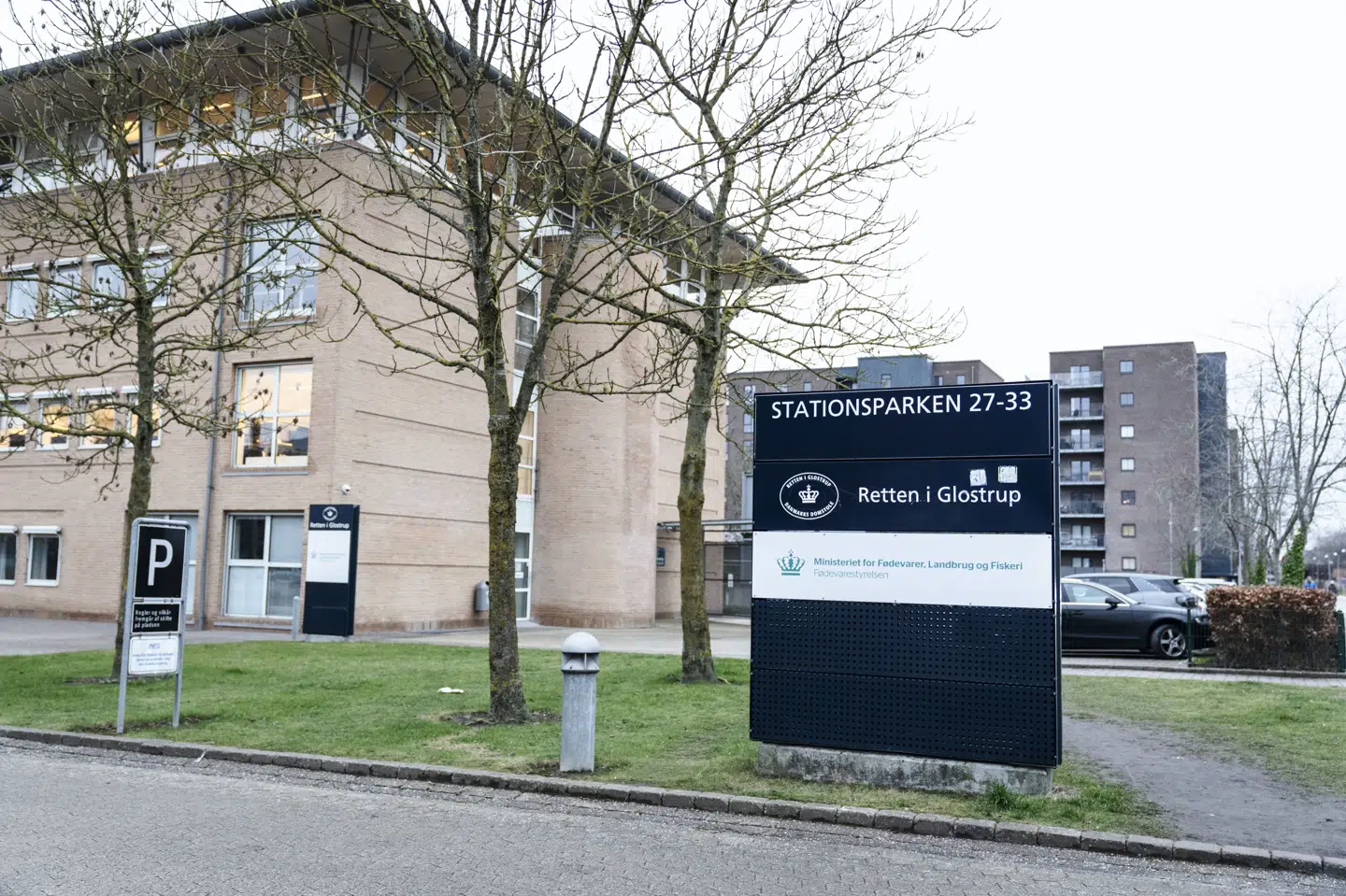 Tre personer vil blive fremstillet i grundlovsforhør tirsdag i Retten i Glostrup. Den ene fremstilling sker in absentia - altså uden at sigtede er til stede. (Arkivfoto).