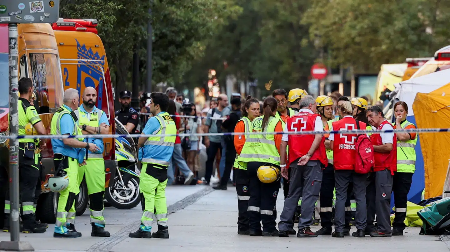 Bygningen styrtede sammen tirsdag eftermiddag.