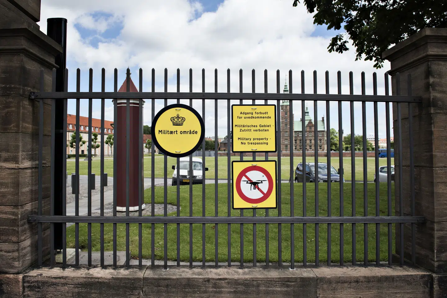 En tidligere seniorsergent er i Østre Landsret blevet dømt for at have begået en voldtægt på Livgardens Kaserne i København i februar 2021. (Arkivfoto).