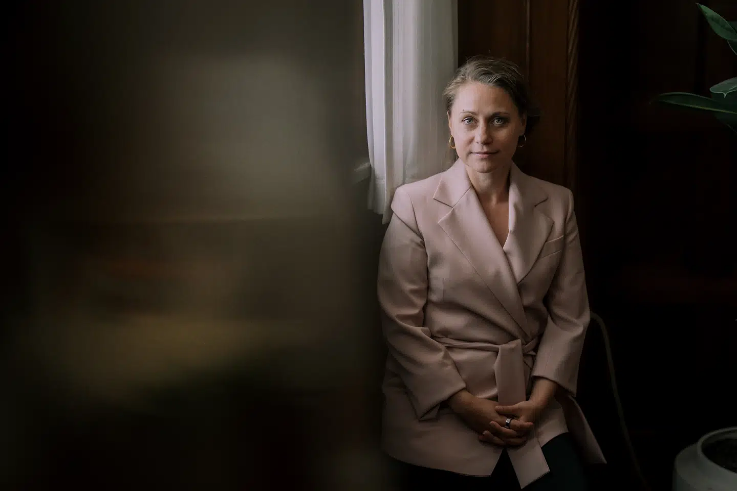 Sisse Marie Welling (SF), sundheds- og omsorgsborgmester i Københavns Kommune, har selv fortalt, hvordan hun blev vred og utryg, efter at Berlingske første gang kunne beskrive, hvordan beboere var blevet vanrøgtet. Men hun ser intet behov for at undersøge sin egen rolle i sagen.