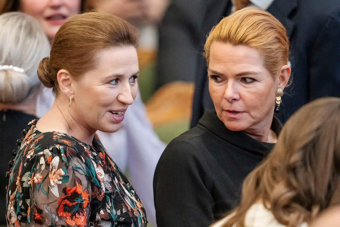 Ifølge Danmarksdemokraternes partiformand, Inger Støjberg, er det vigtigt, at Mette Frederiksen ikke »slipper af krogen«.
