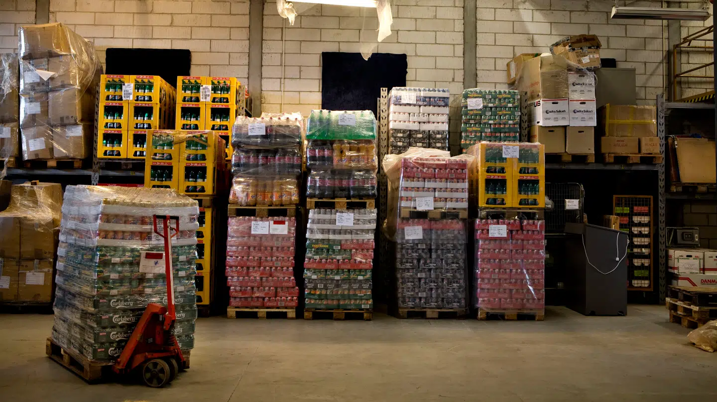 Beslaglagte varer fra kiosker og grønthandlere, hvor der ikke er betalt afgifter.