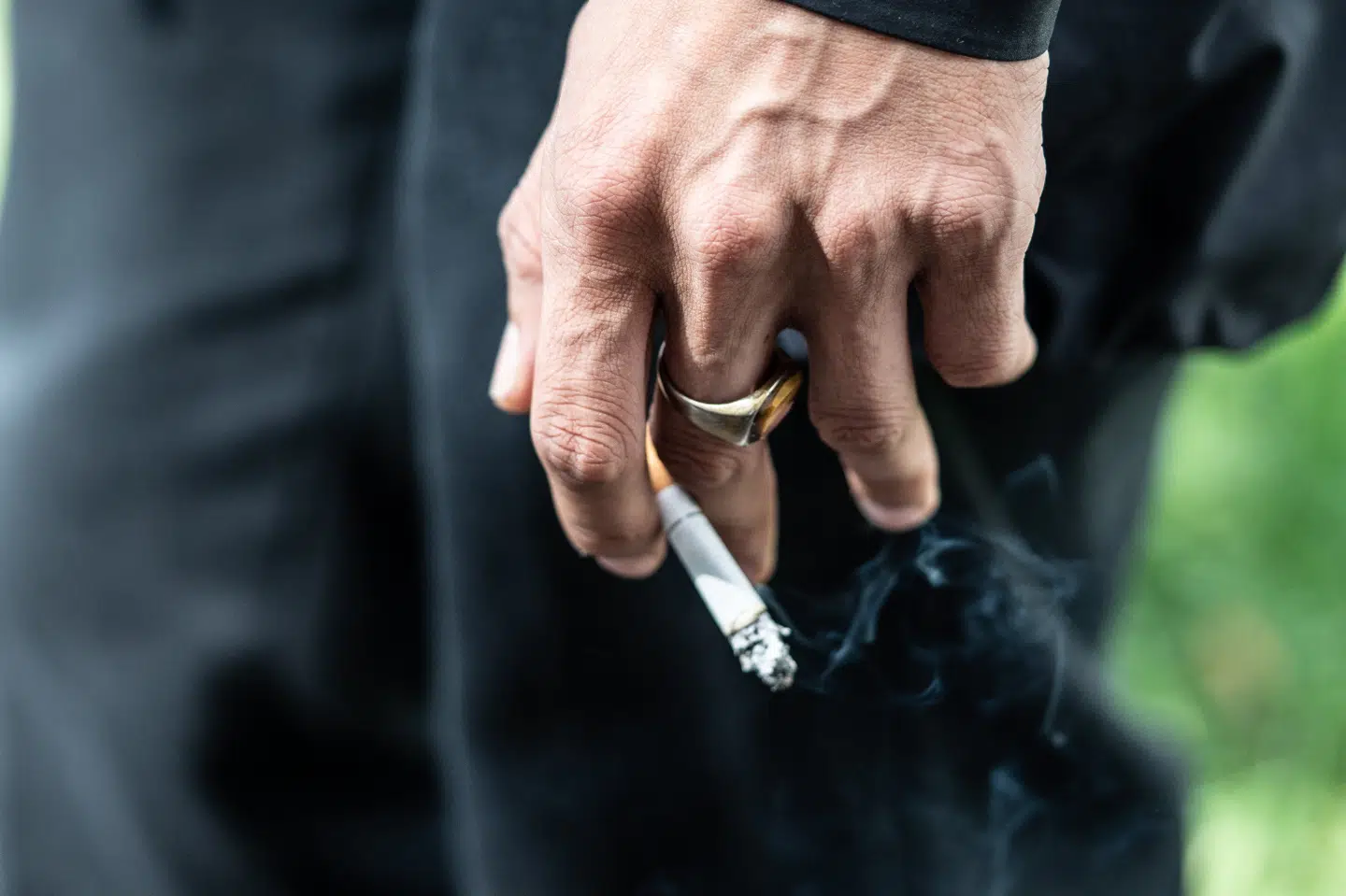 Det er hovedsageligt rygning, der er årsag til KOL, men passiv rygning og luftforurening kan også være medvirkende årsager. (Arkivfoto).