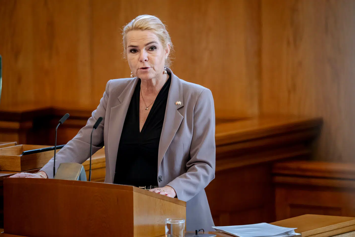 Danmarksdemokraterne er et af syv partier, der ønsker en forundersøgelse. Her ses partiets formand, Inger Støjberg.