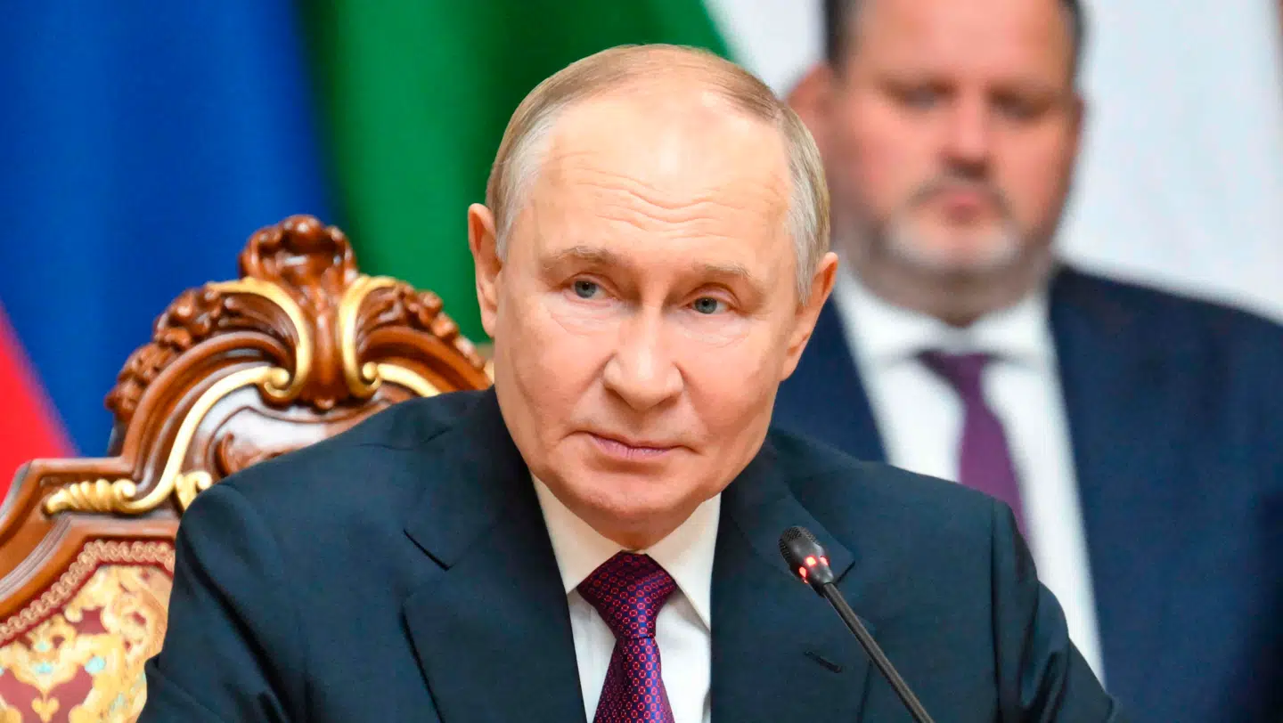 Vladimir Putin indrømmer, at Rusland spillede en rolle i et flystyrt i Aserbajdsjan i 2024.