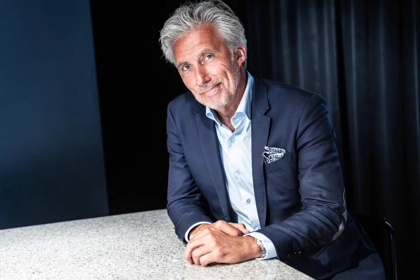 Morten Løkkegaard (V) har kaldt EUs nye regler om lønåbenhed for et »bureaukratisk monster«. Ifølge Socialdemokratiets Marianne Vind og SFs Kira Marie Peter-Hansen er de tværtimod et vigtigt skridt mod mere ligestilling.