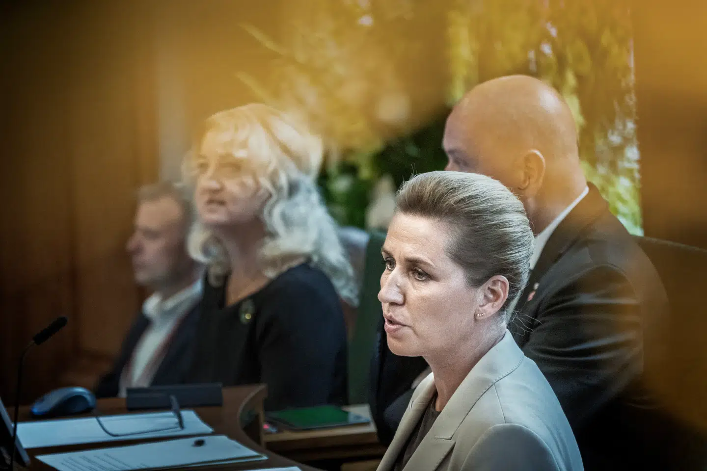 Ved Folketingets åbning tirsdag sagde statsministeren, at vi alt for længe har været naive ved at overlade børns digitale liv til sociale medieplatforme. Derfor vil regeringen indføre et forbud for børn og unge under 15 år.