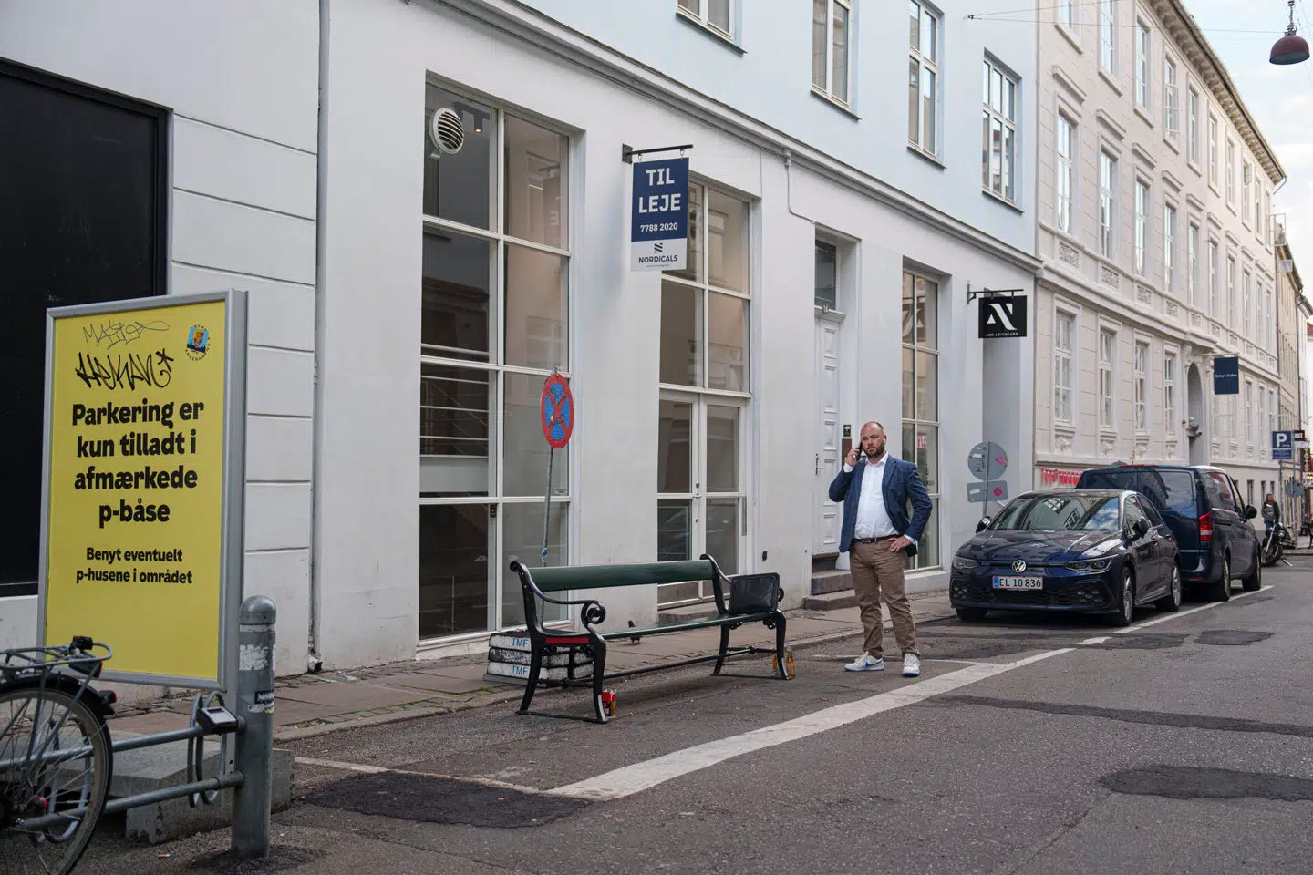 Kommunen har opsat bænke i parkeringsbåsene flere steder i indre København. Foto: Liselotte Sabroe, Scanpix