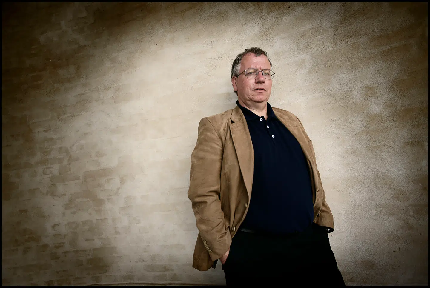 Krisen er dyb, men der er nogle muligheder for at løse problemerne, mener professor Kjeld Møller Pedersen, der står bag ny tilstandsrapport om det grønlandske sundhedsvæsen.