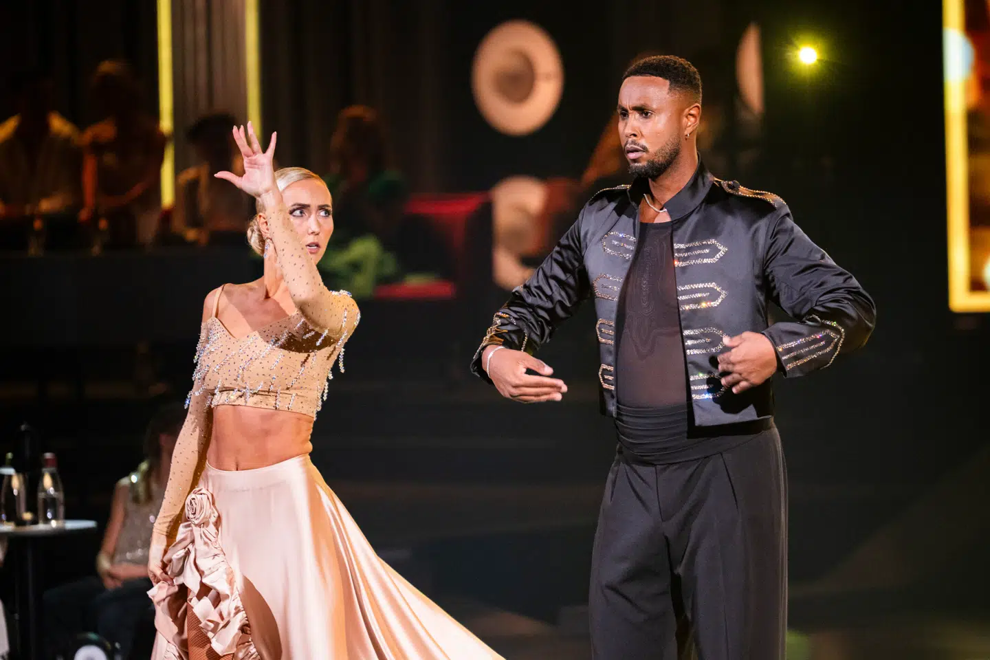 Mohamed 'Skinz' Ahmed & Mille Funk i en paso doble. Parret fik bundplacering af dommerne.