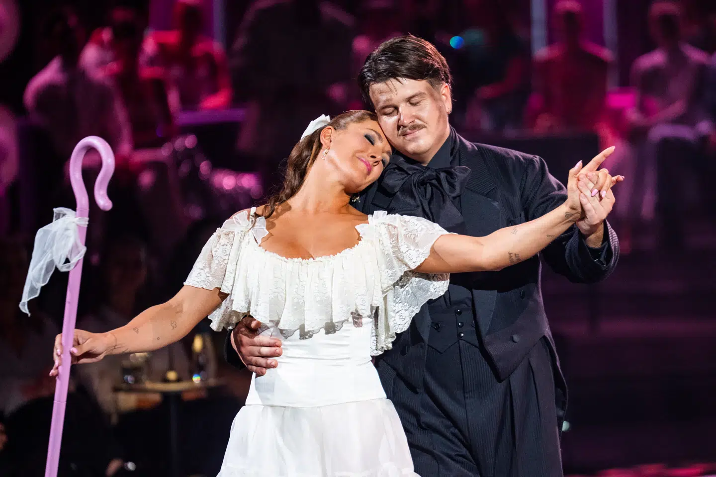 Alfred Midé Erichsen og Camilla Dalsgaard dansede en wienervals.